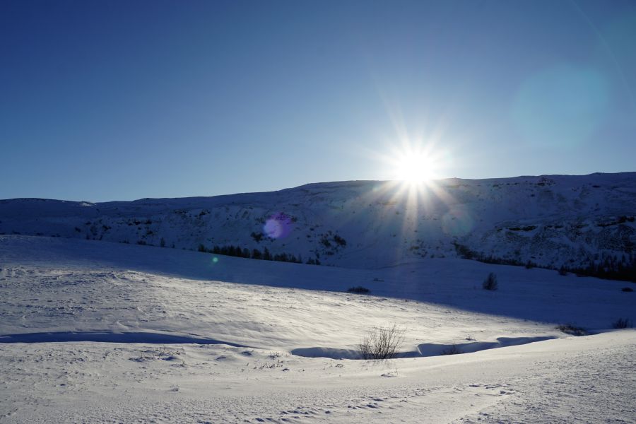 Islands Südküste im Winter bei Schnee