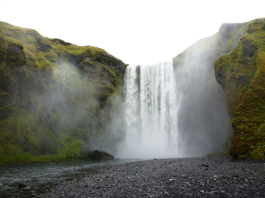 Der Wasserfall Skogafoss