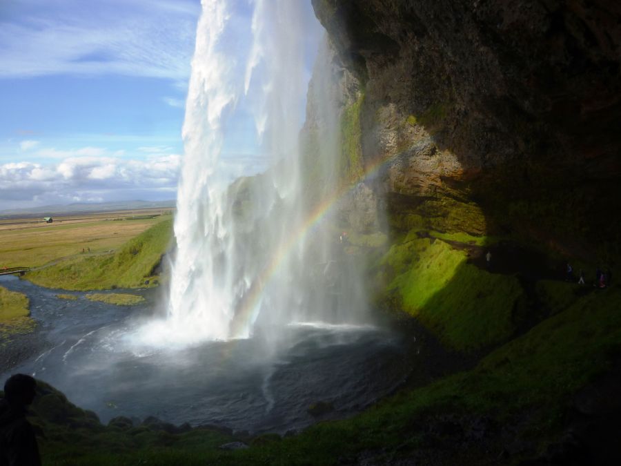 Der Wasserfall Seljalandsfoss