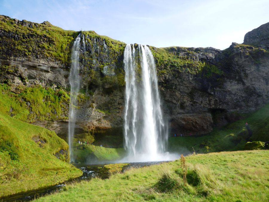 Der Wasserfall Seljalandsfoss