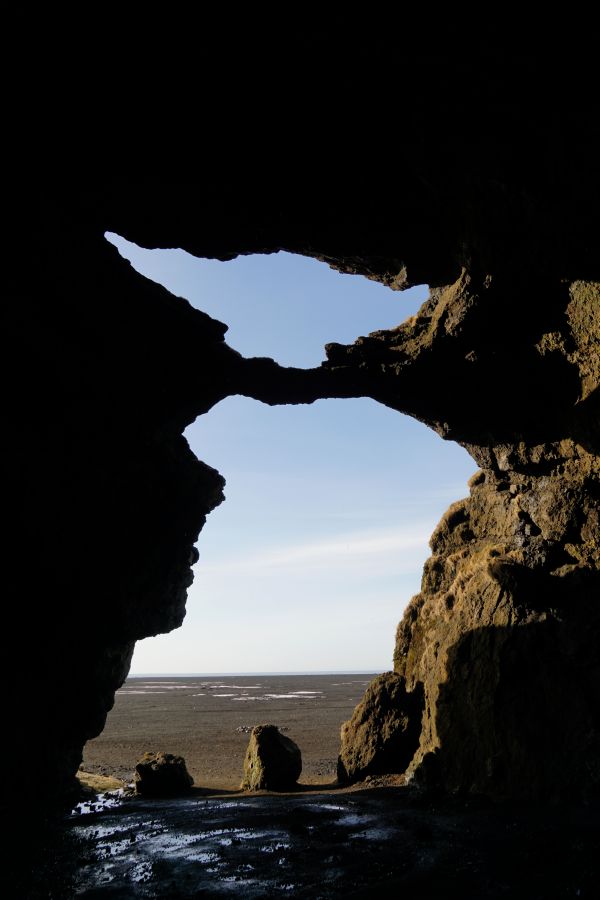 Islands Südküste mit Höhle