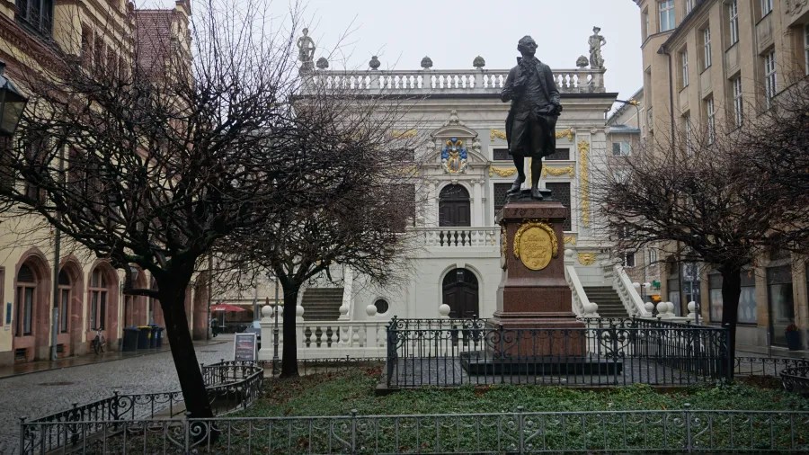 Statue of Johann Wolfgang von Goethe in front of the Old Stock Exchange in Leipzig.