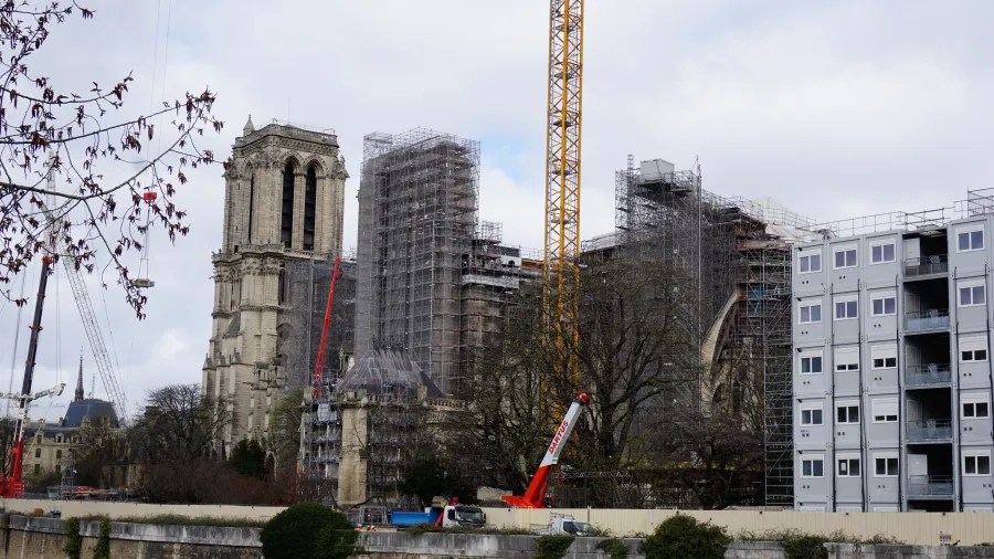 20230324_Frankreich_Paris (52) Notre-Dame Cathedral in Paris under restoration with scaffolding and cranes around the building